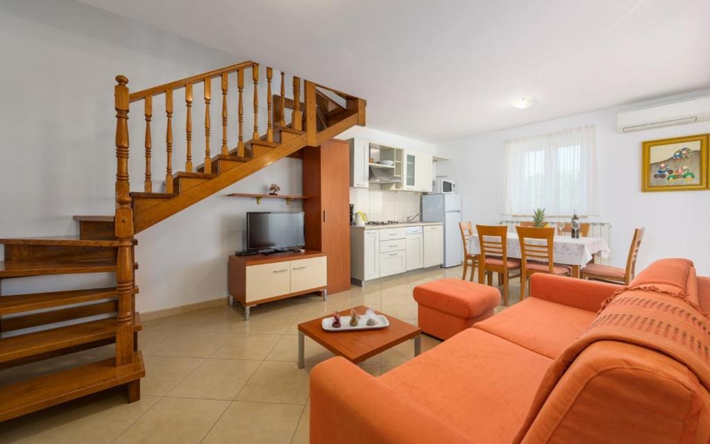 Villa Franka Bašanija Exteriör bild