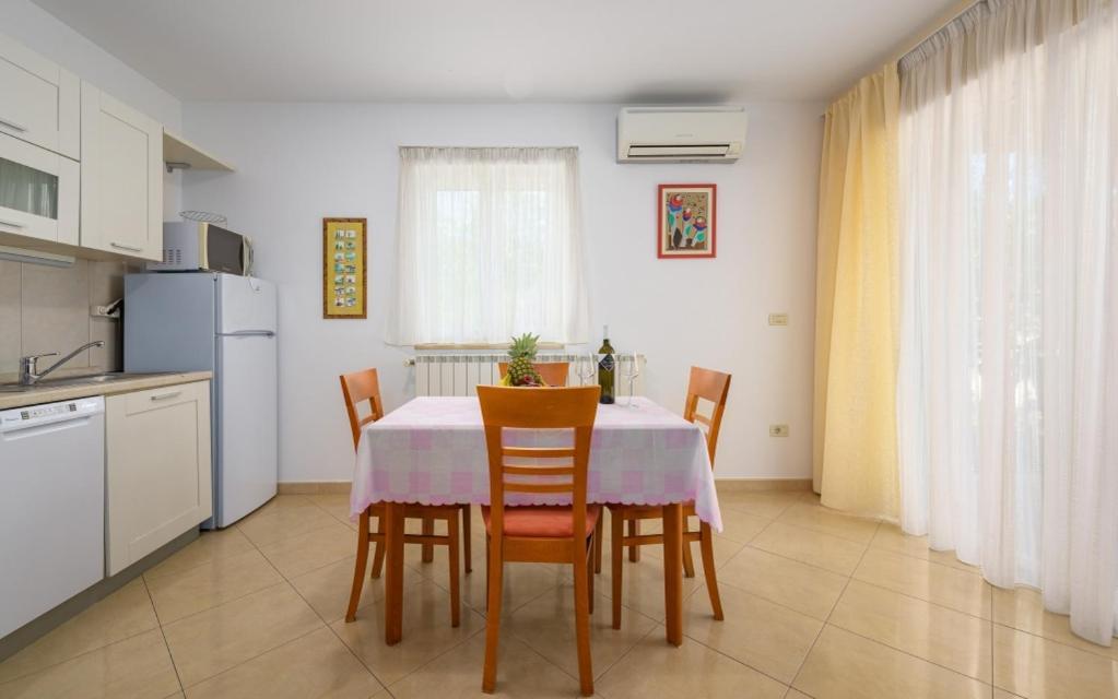 Villa Franka Bašanija Exteriör bild